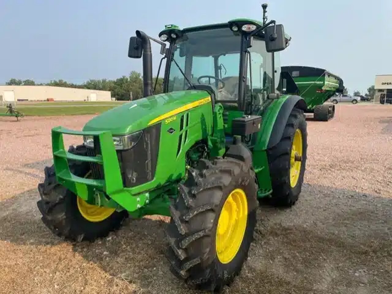 2025 John Deere 5130M Tracteur