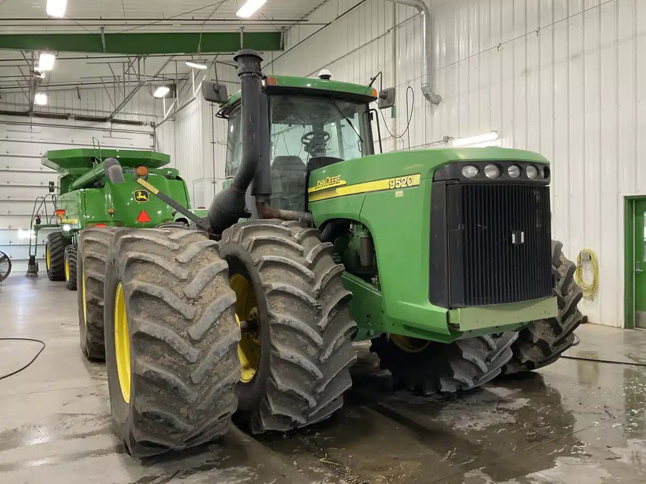 2004 John Deere 9520 Tracteur
