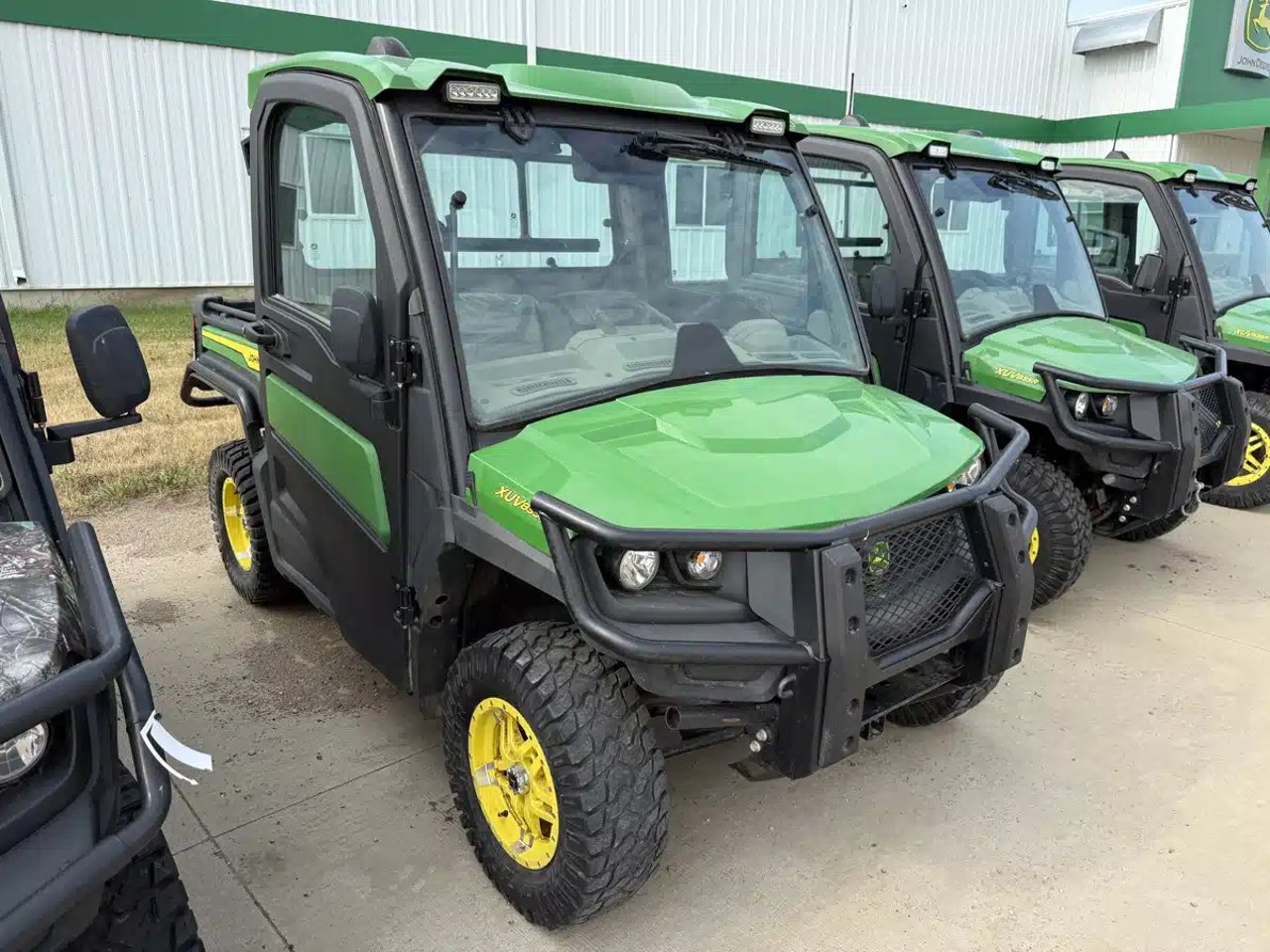 2022 John Deere XUV 835R Véhicule utilitaire