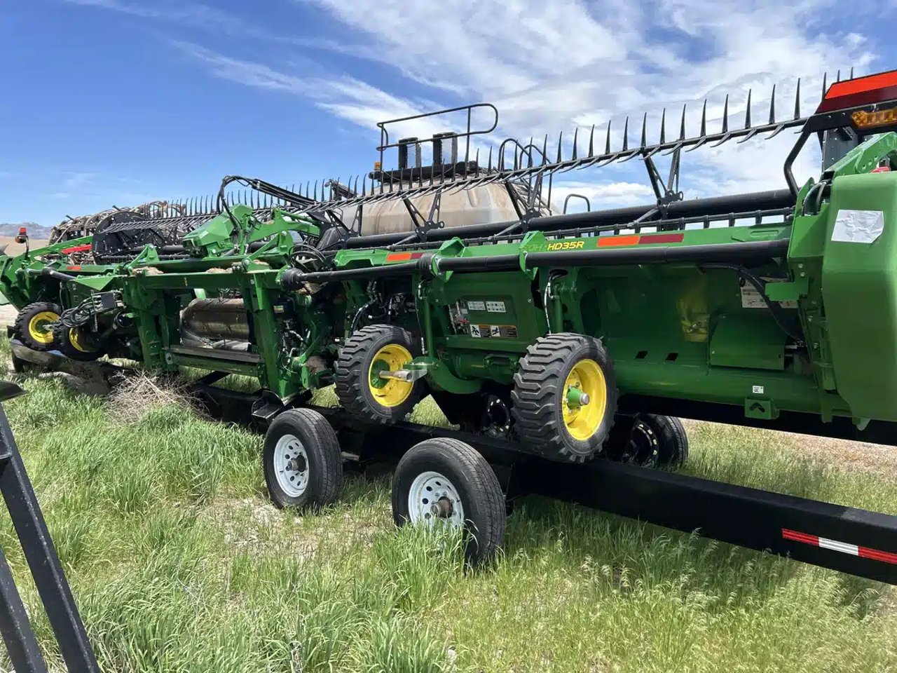 2023 John Deere HD35R Nez - Toile/Tapis