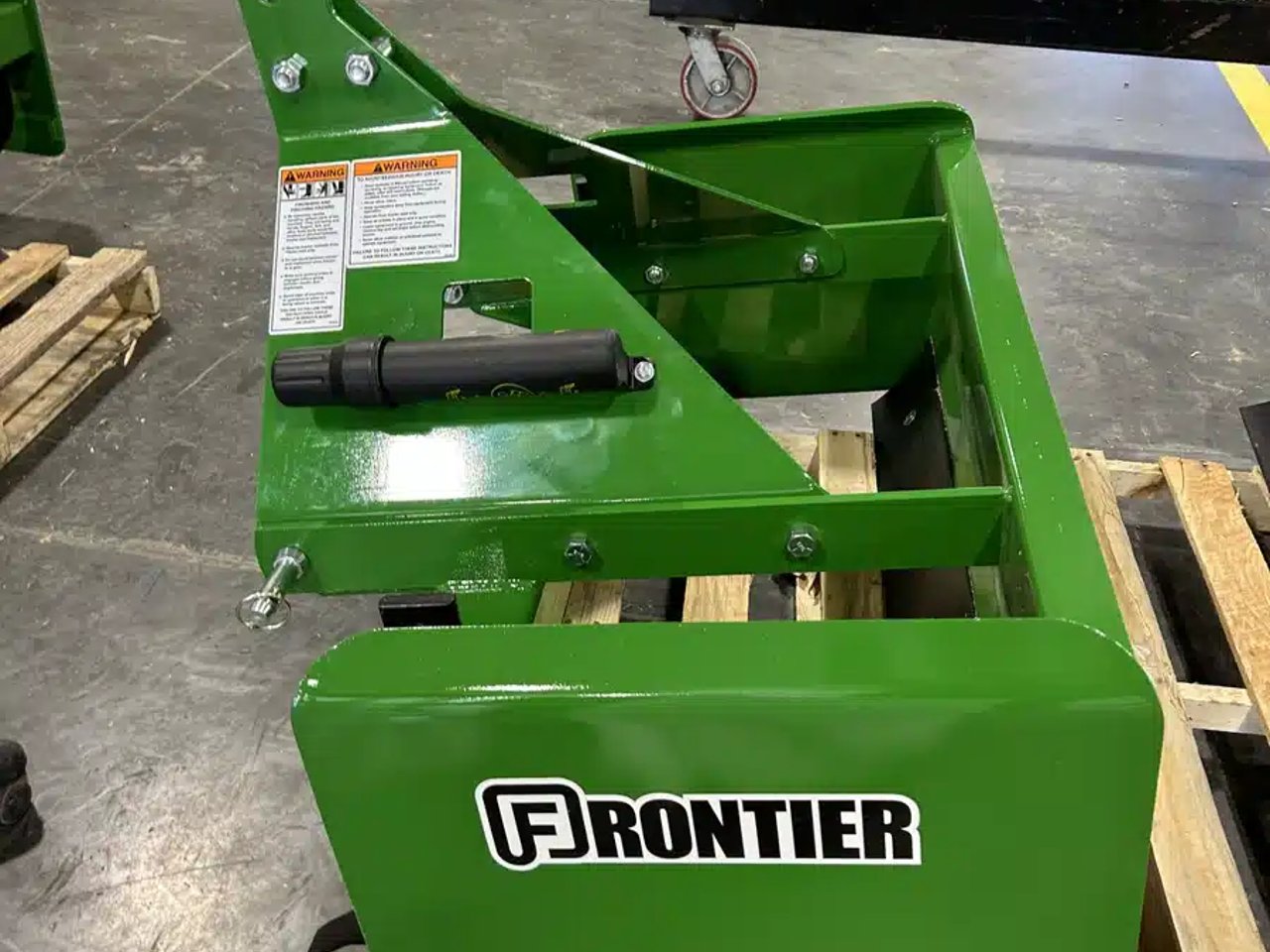 2024 Frontier BB2048 Tracteur