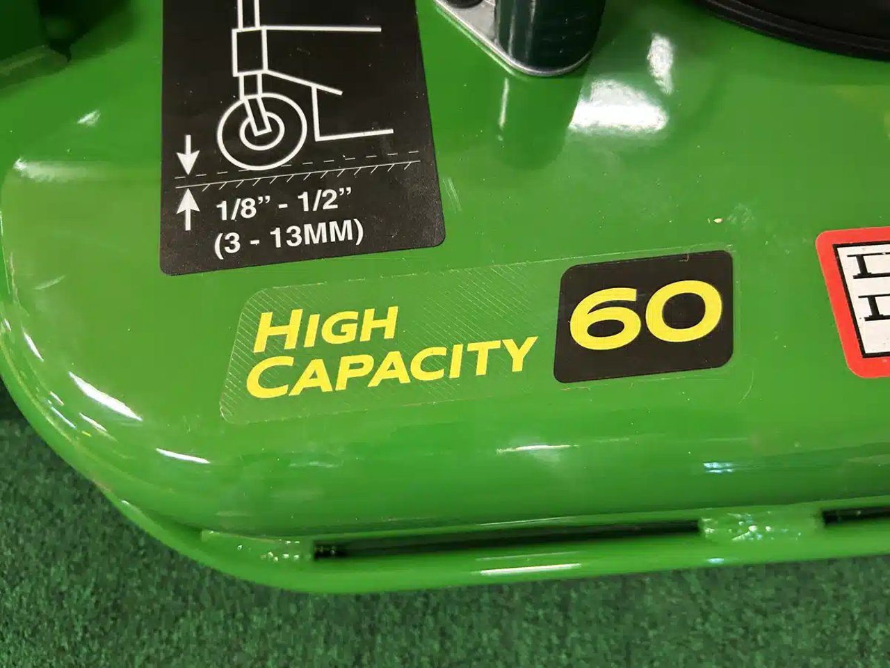 2026 John Deere 60" High Capacity Mower Deck Accessoires
