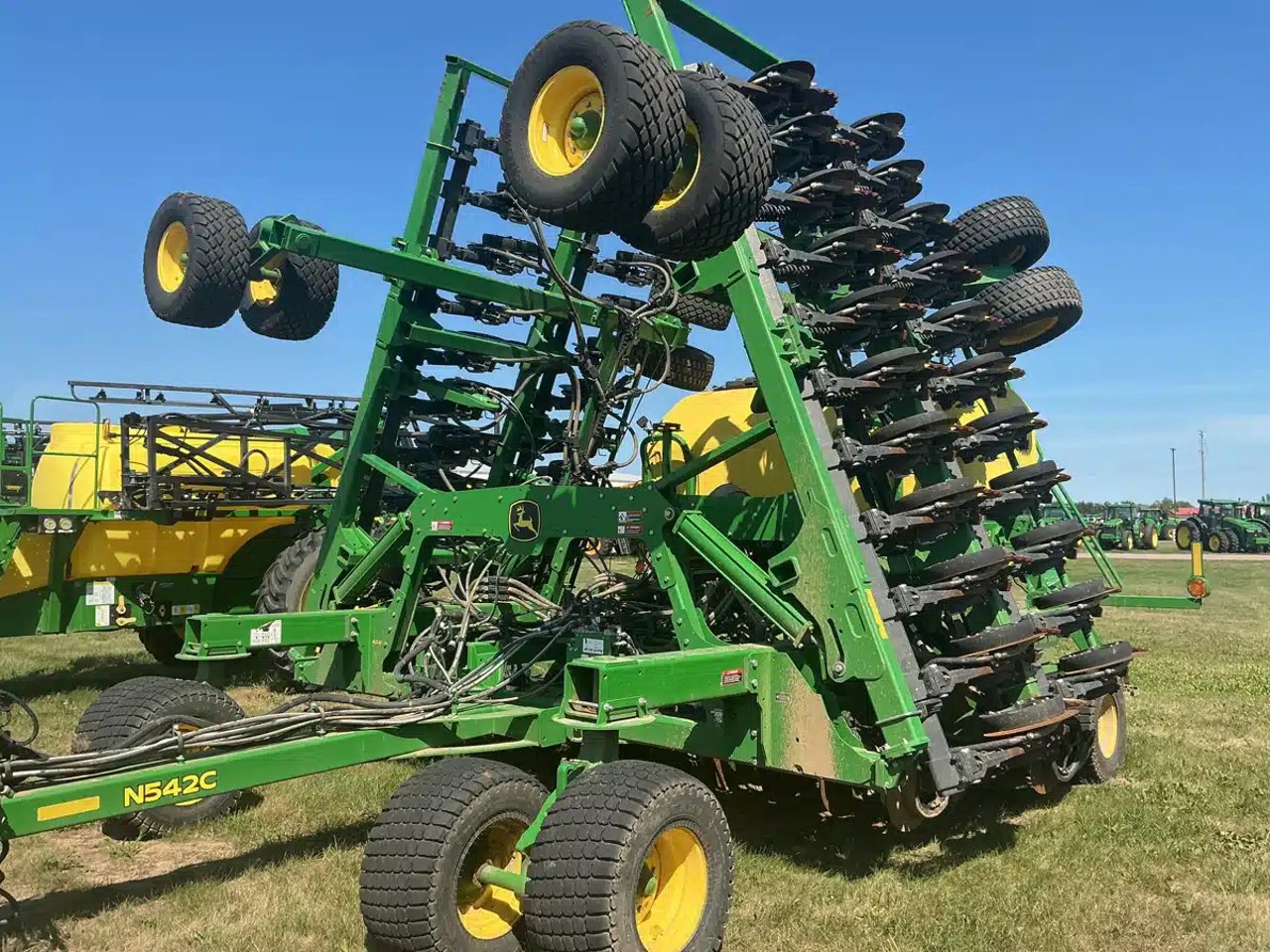 2023 John Deere N542C Semoir à air