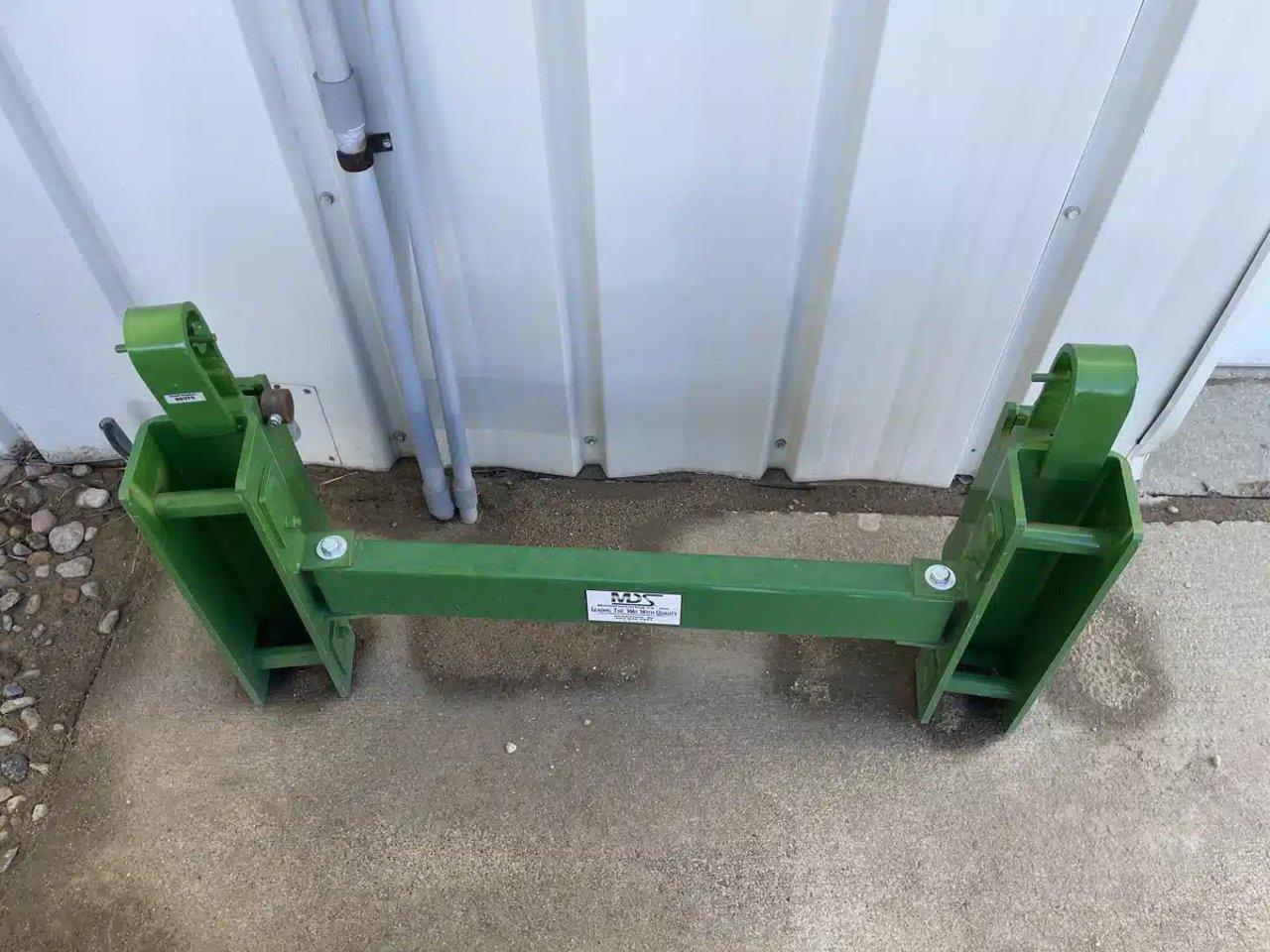 MDS Manufacturing 22158 Sur-Lock Quick Tach System Tracteur