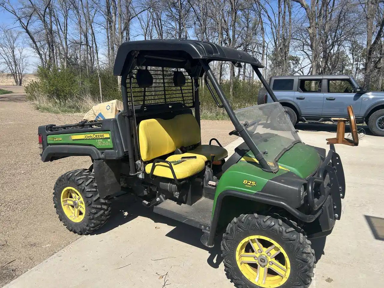 2011 John Deere XUV 825I Véhicule utilitaire