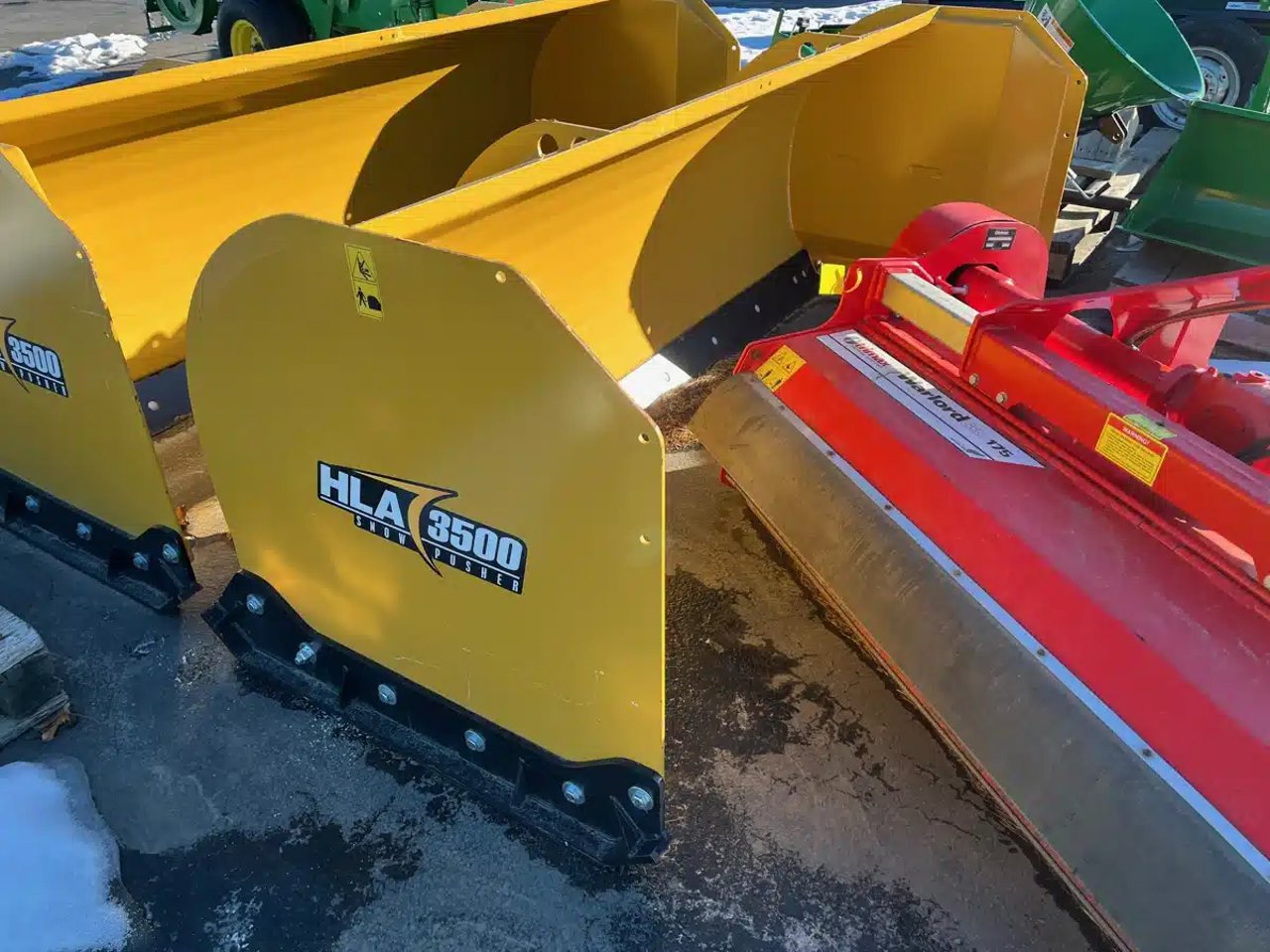 HLA Attachments 3500 8' Snow Pusher Accessoires