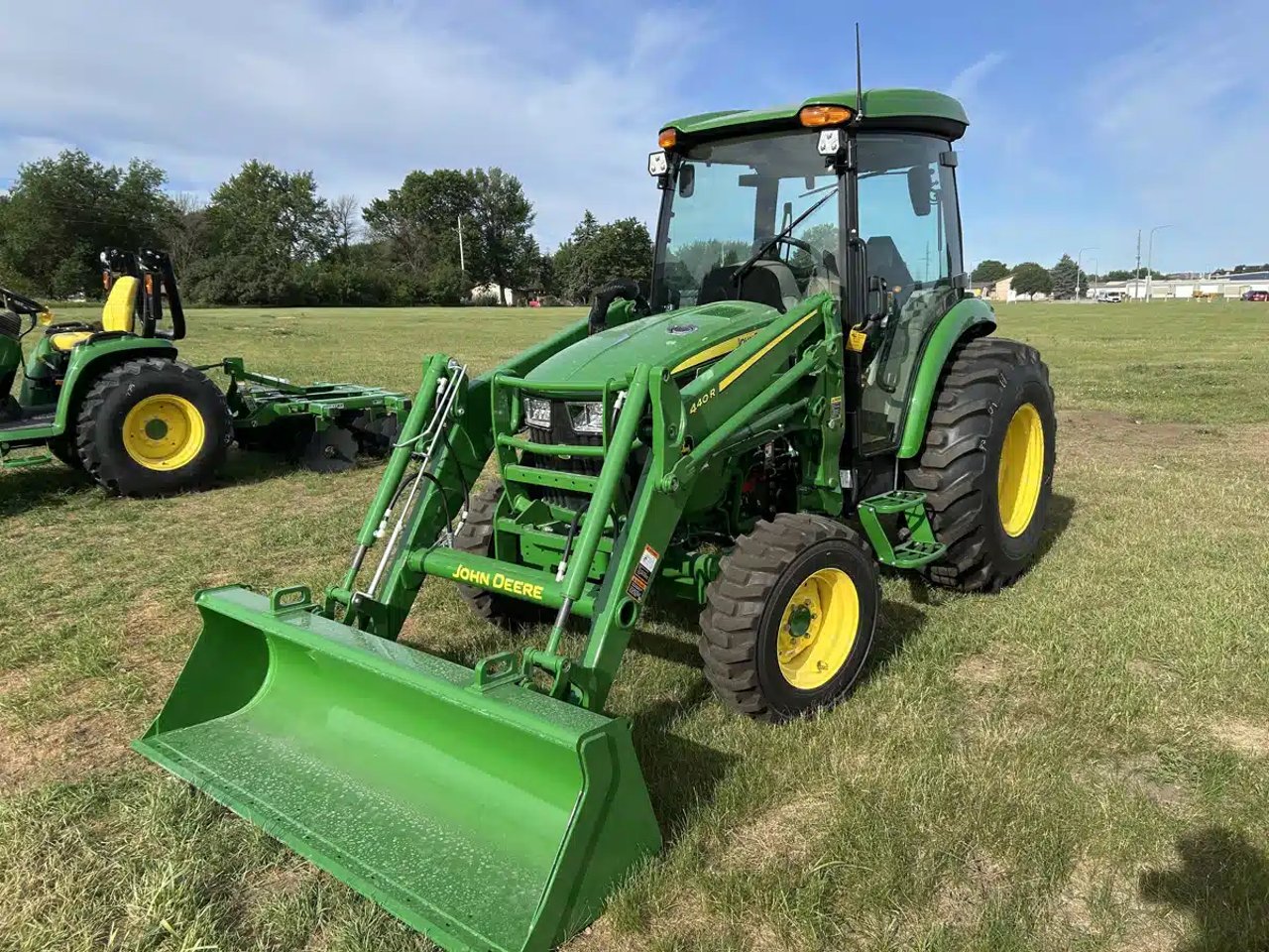 2026 John Deere 4075R Tracteur