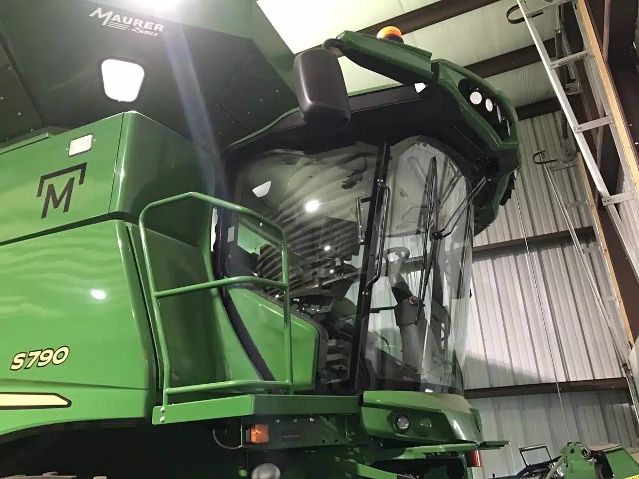 2018 John Deere S790 Batteuse