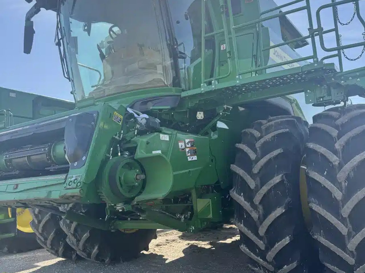 2025 John Deere S7 800 Batteuse