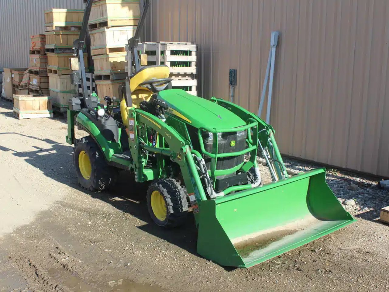 2023 John Deere 1025R Tracteur