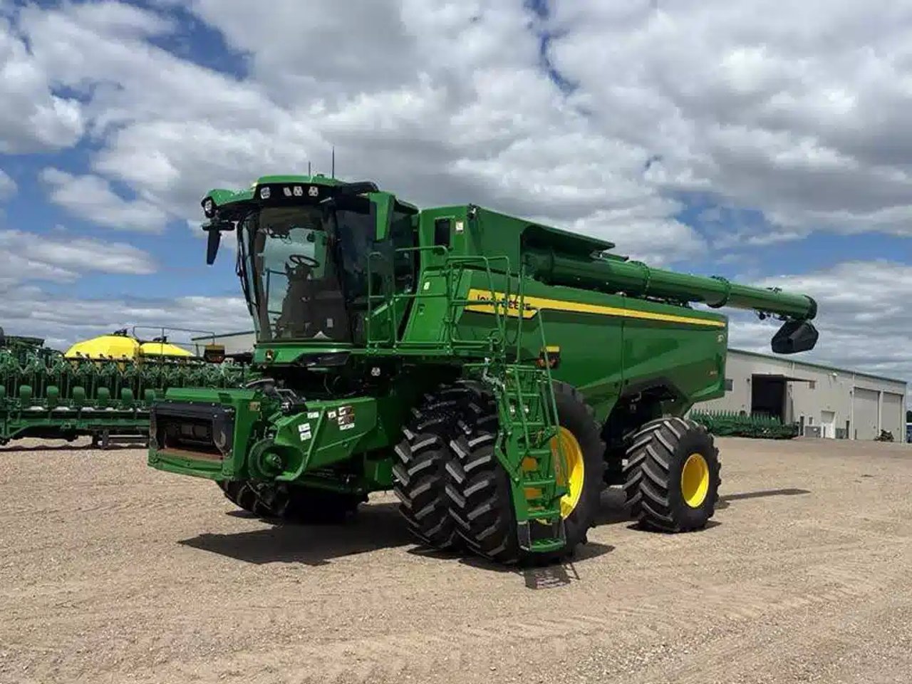 2025 John Deere S7 900 Batteuse