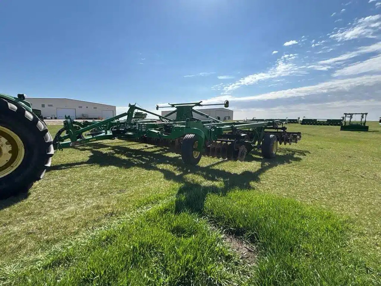 2022 John Deere 2660VT Labour vertical