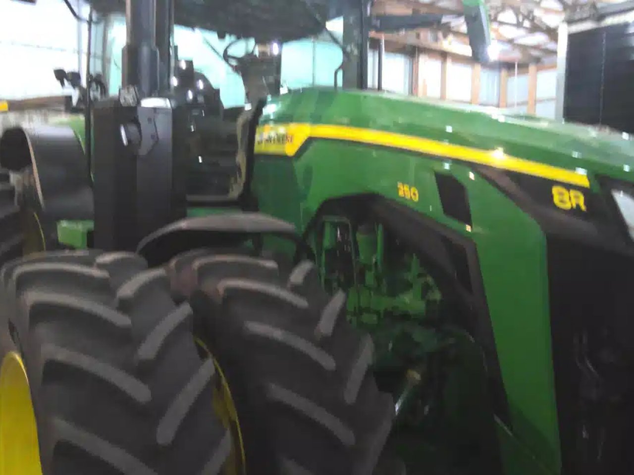 2025 John Deere 8R 250 Tracteur
