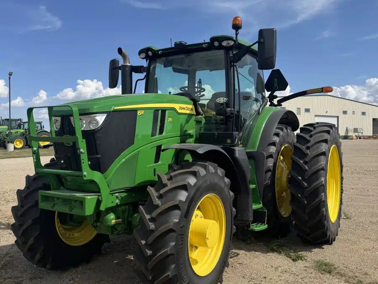 2025 John Deere 6R 215 Tracteur