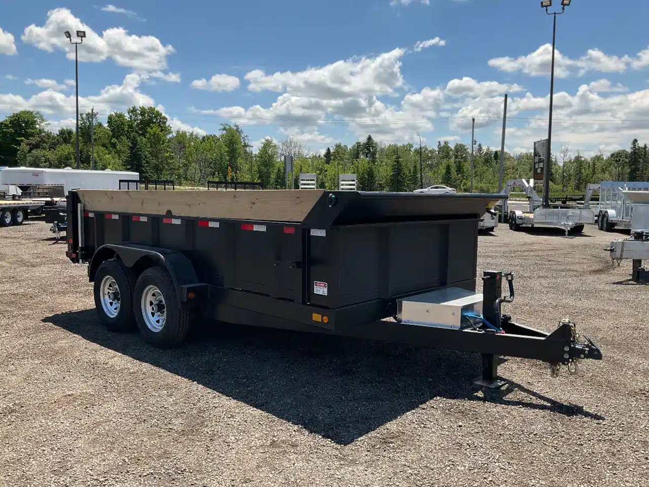 2027 Canada Trailers 83X14 7 TON Remorque - Benne