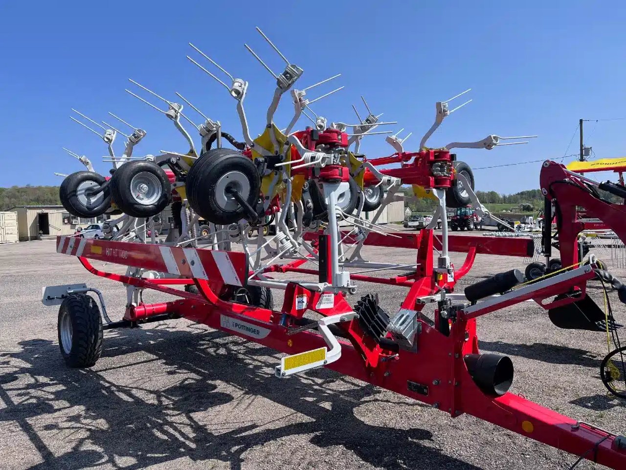 2025 Pottinger HIT HT 11100 Tedder
