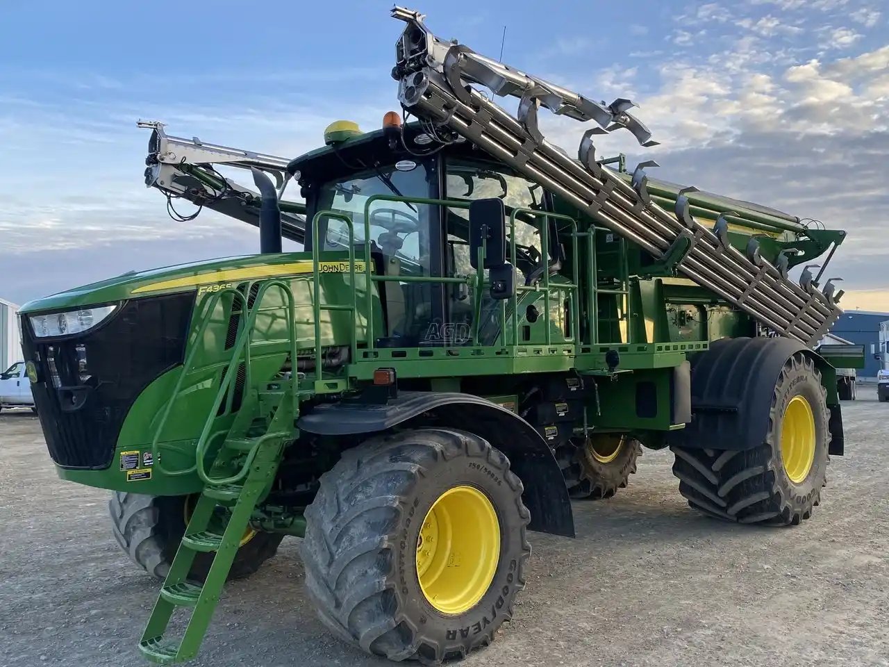 2018 John Deere F4365 Flotteur