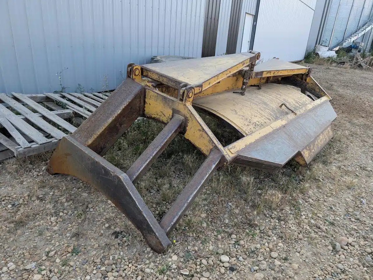 Caterpillar BRUSH RAKE Accessoires