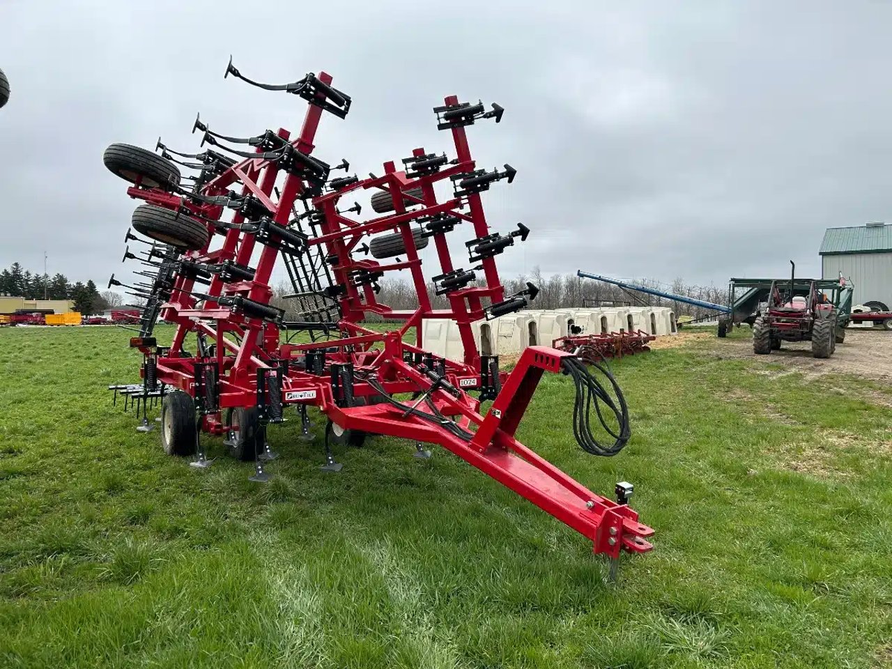 Bru-Till 1024 Cultivateur