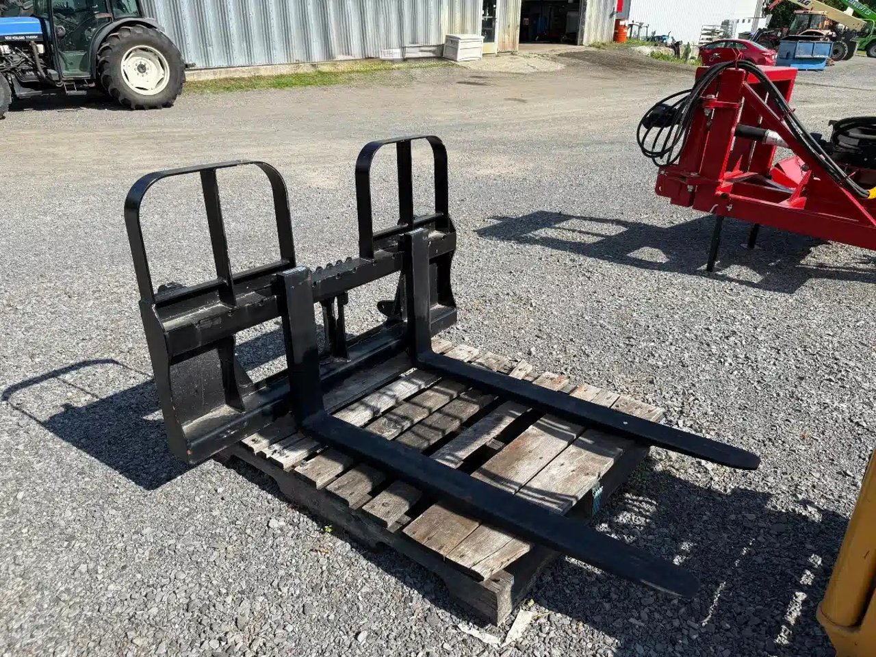 2026 HLA Attachments 5548 Fourche à palette