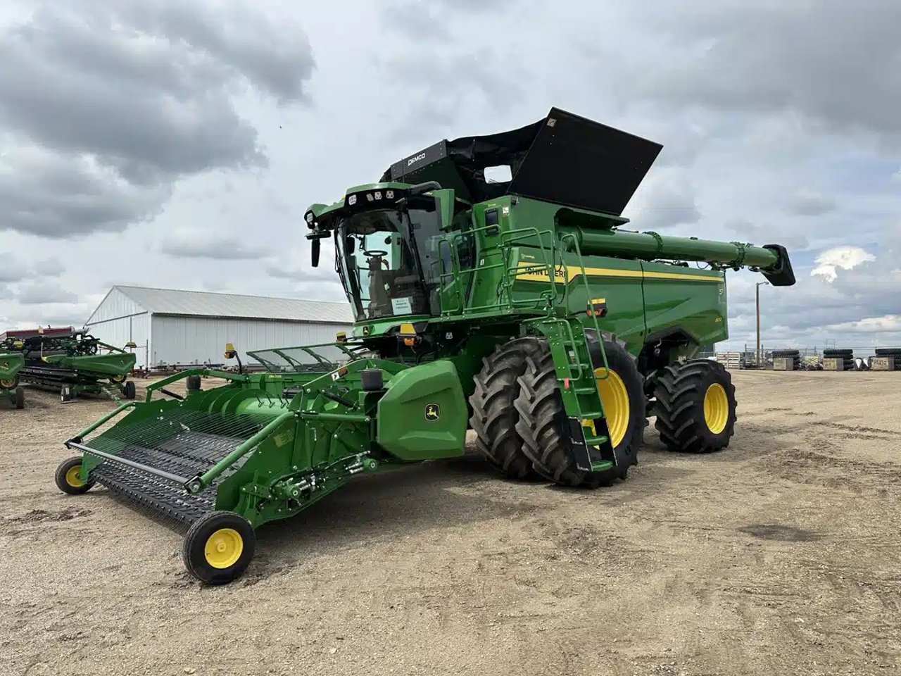 2025 John Deere S7 800 Batteuse