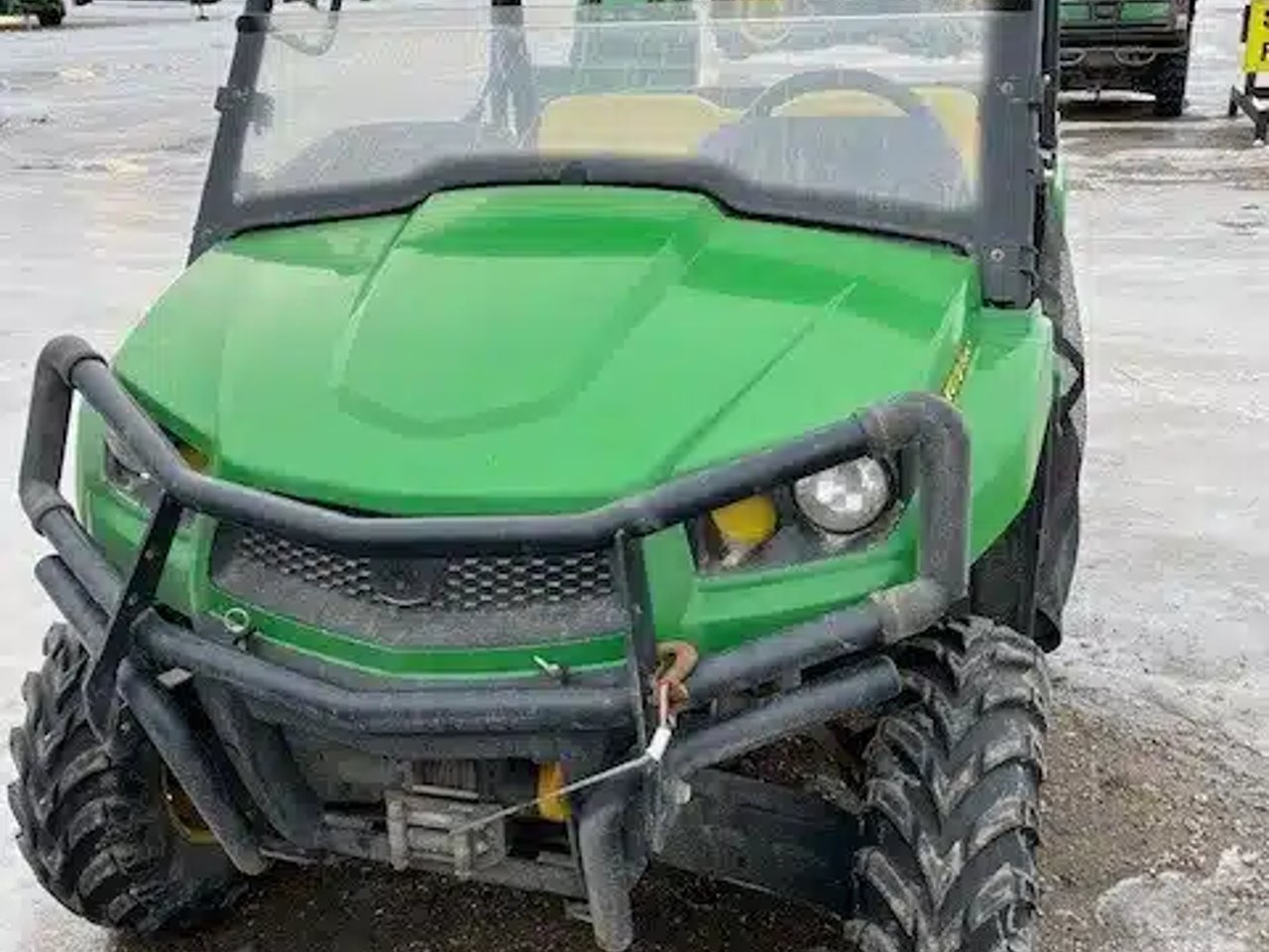 2014 John Deere XUV 550 Véhicule utilitaire