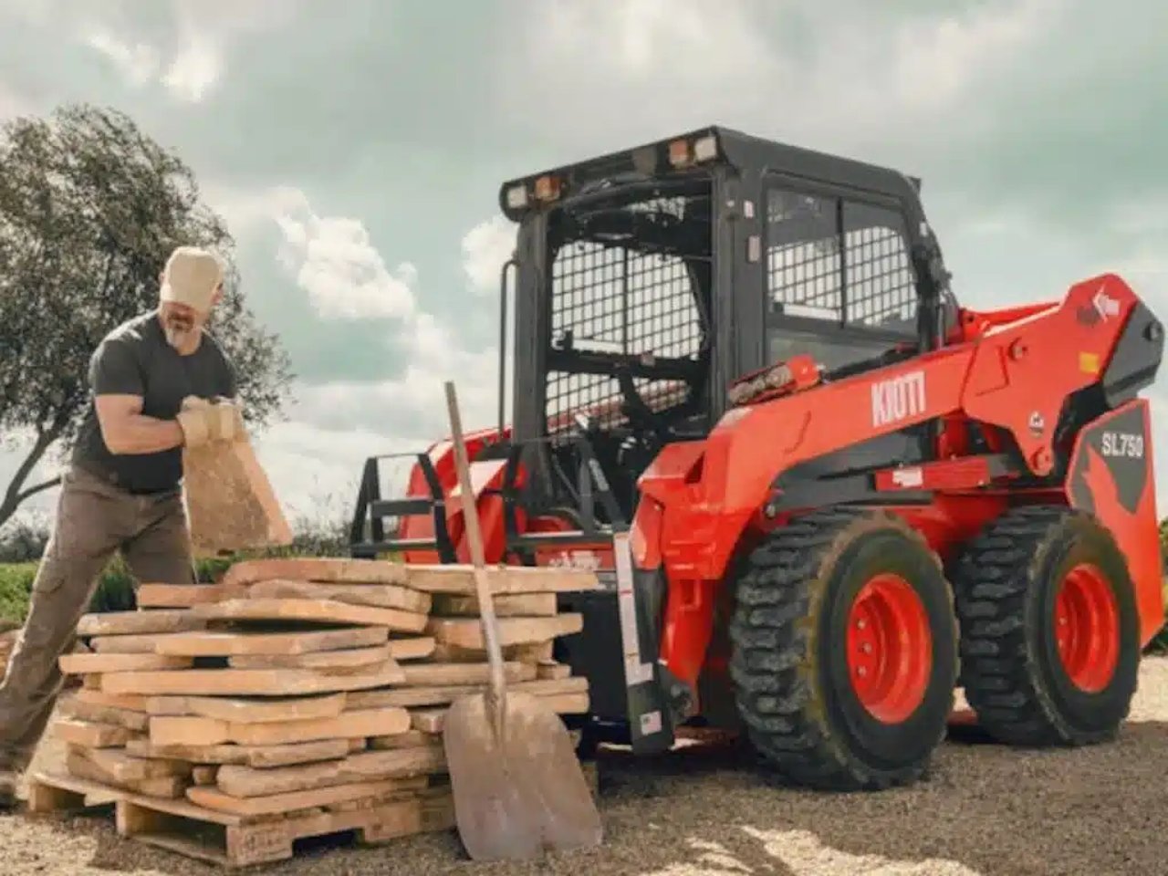 2025 Kioti SL Series SL750 - Cab Flow+ chargeuse à direction à glissement