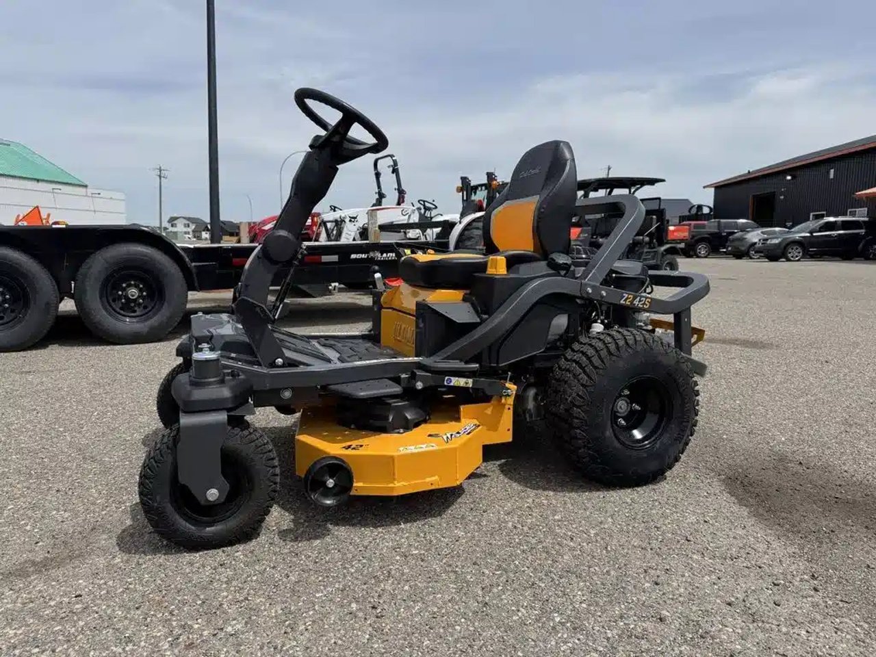 2026 Cub Cadet Z2 42S Tondeuse à rayon de braquage zéro