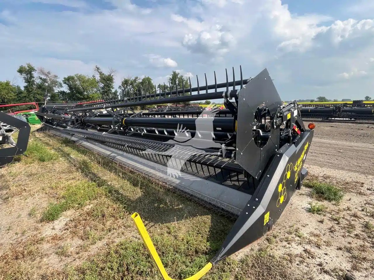 2021 Honey Bee AF245 Header - Flex
