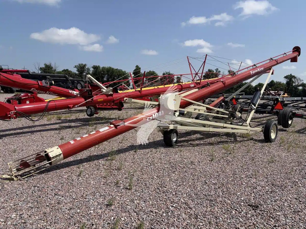 2015 Buhler Farm King CX1041 Vis à grain
