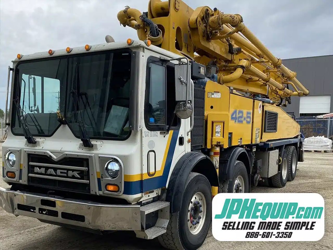 2016 Mack MRU613 Camion - pickup