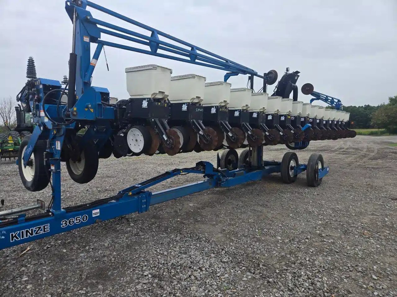 2007 Kinze 3650 Planteur