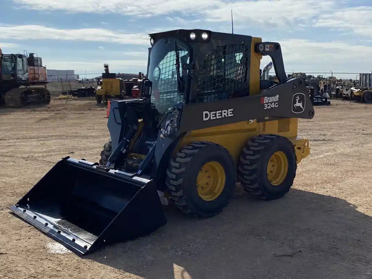 2023 John Deere 324G chargeuse à direction à glissement
