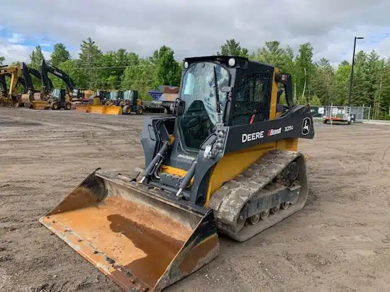 2022 John Deere 325G Chargeur sur chenilles