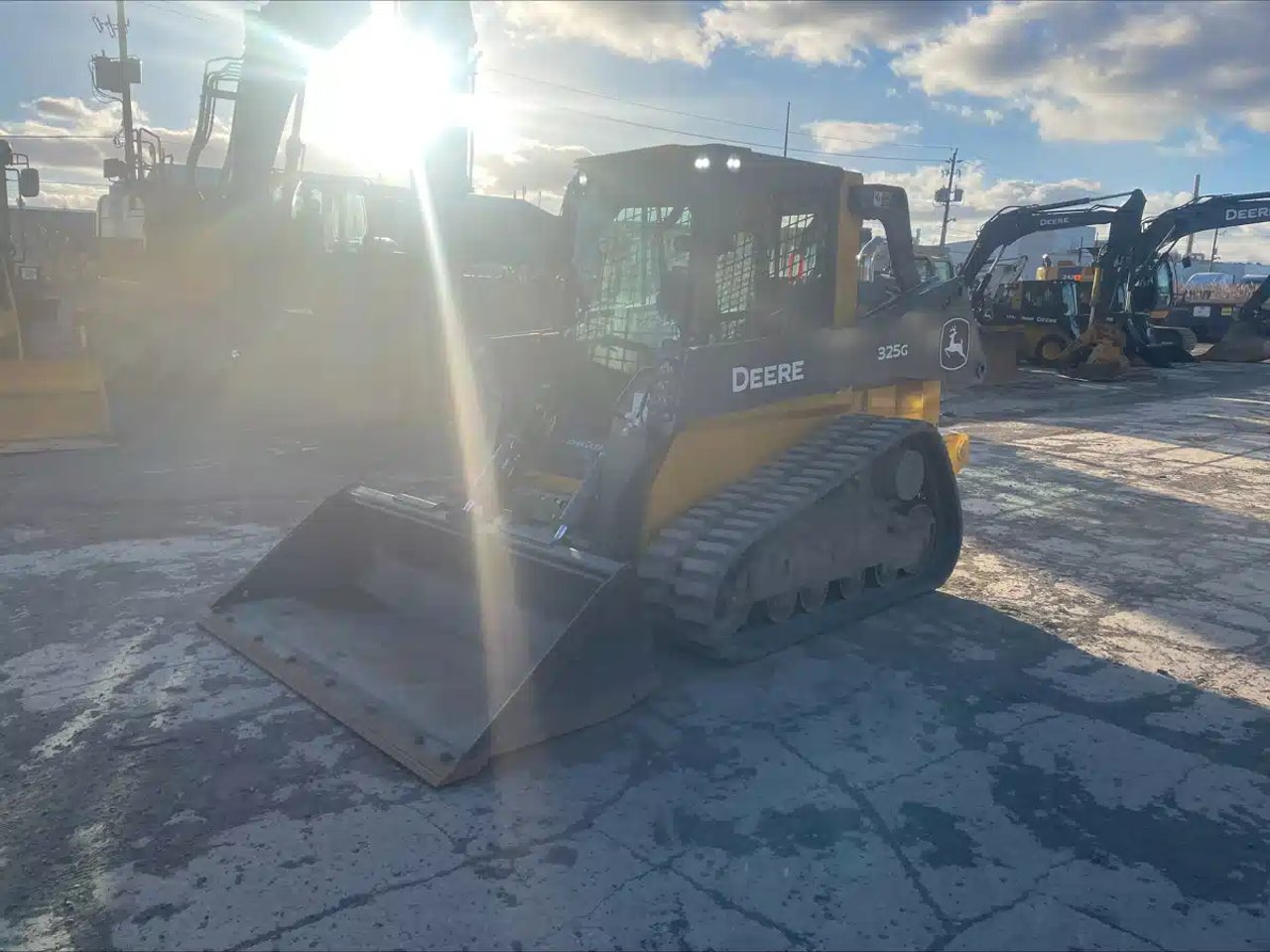 2023 John Deere 325G Chargeur sur chenilles