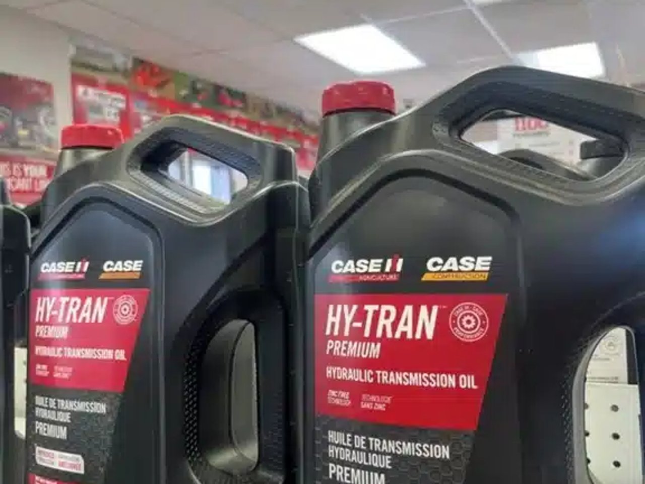 2025 Case IH Hy-Tran Premium - 1 Gal Convoyeur