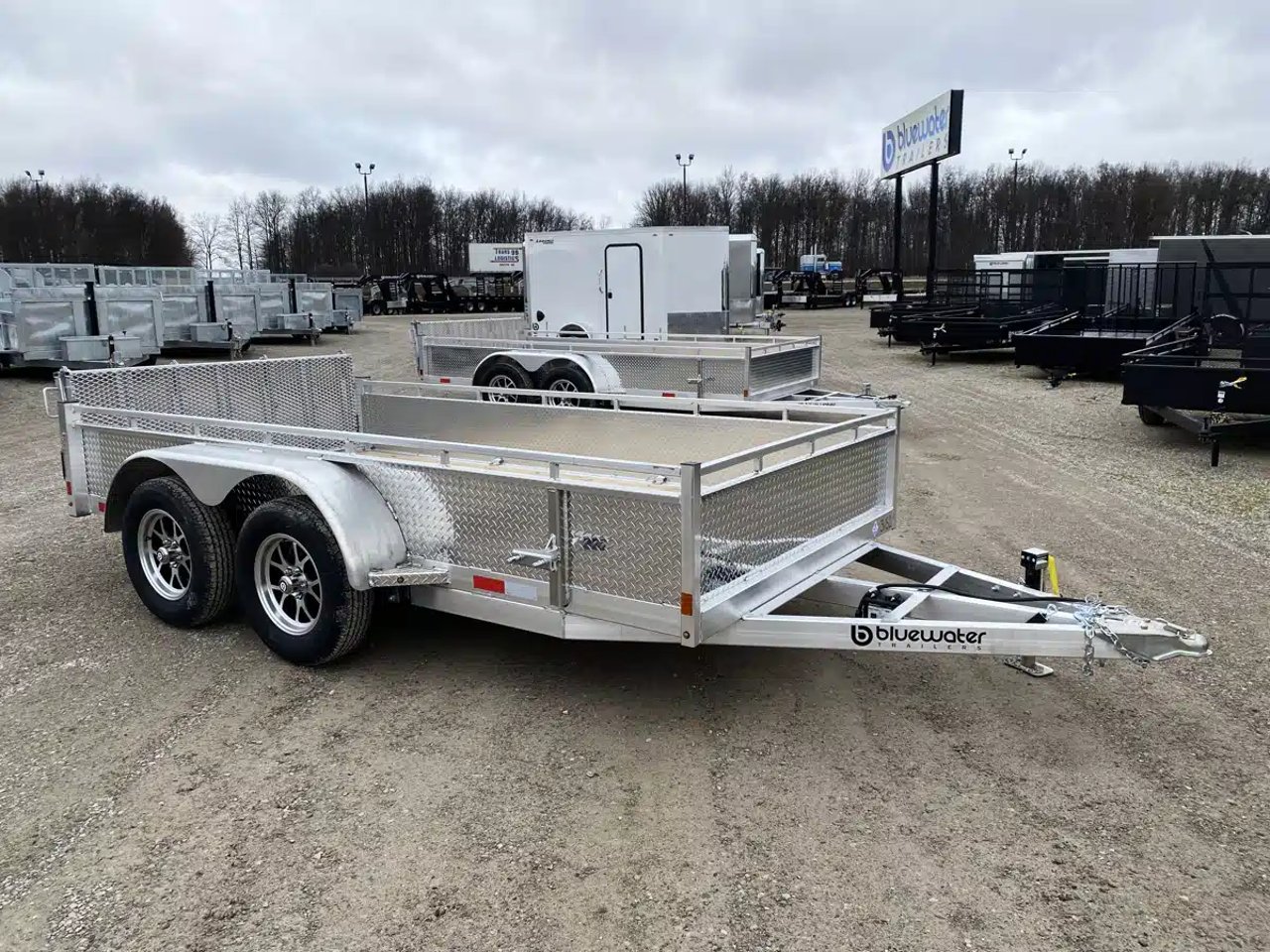 2026 TANDEM AXLE ALUMINUM UTILITY TRAILER remorque - utilitaire