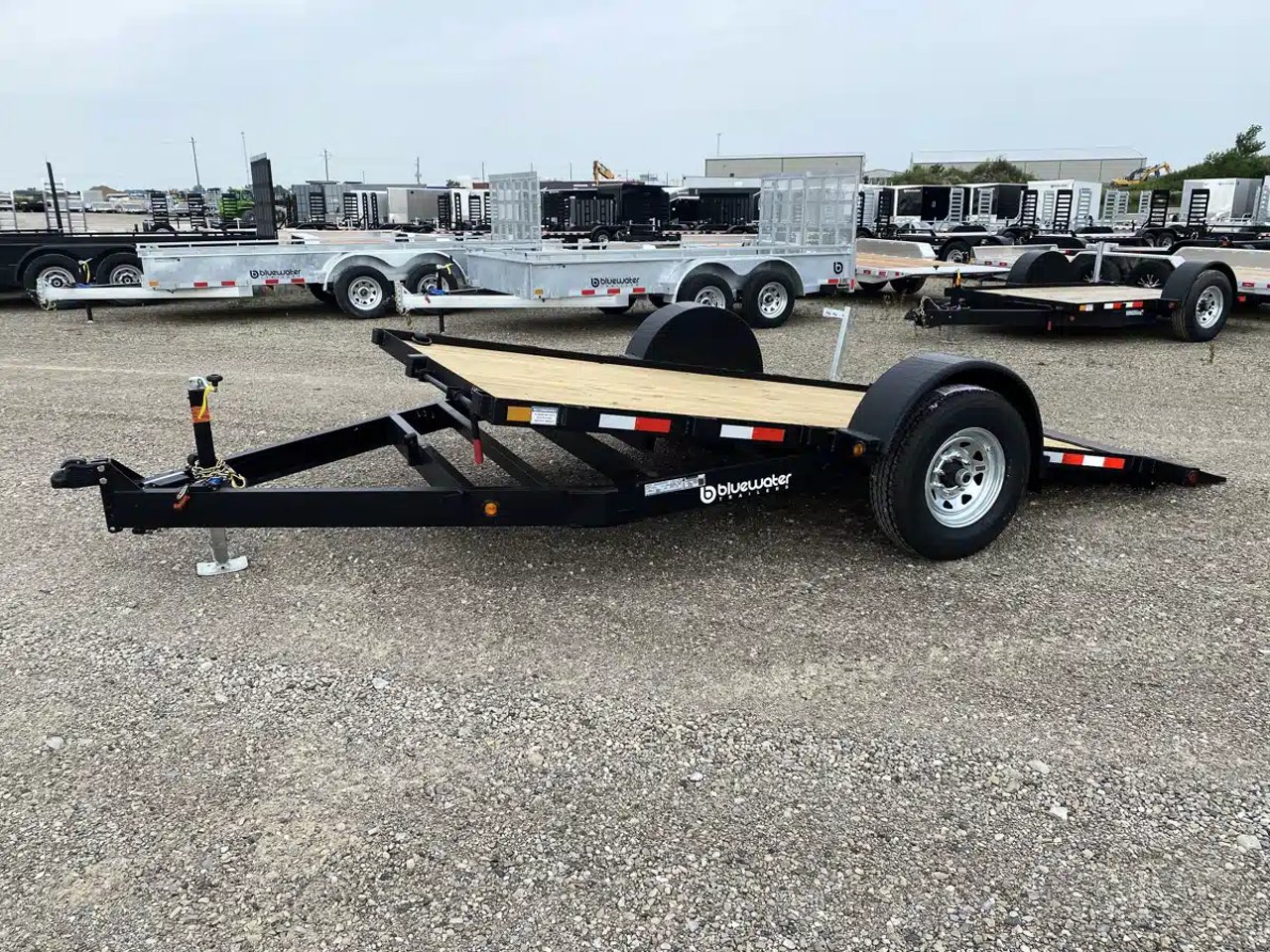 2026 Canada Trailers SINGLE AXLE GRAVITY TILT TRAILERS Remorque - Plateforme basculante