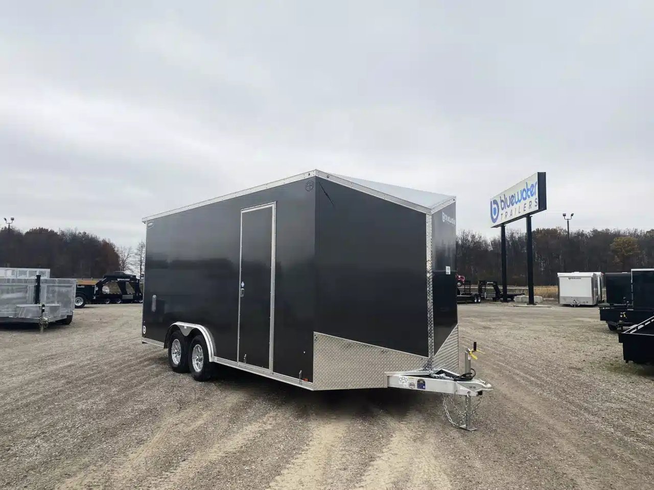 2026 Aluminum Enclosed Carhauler Trailer Remorque - Porte-voiture