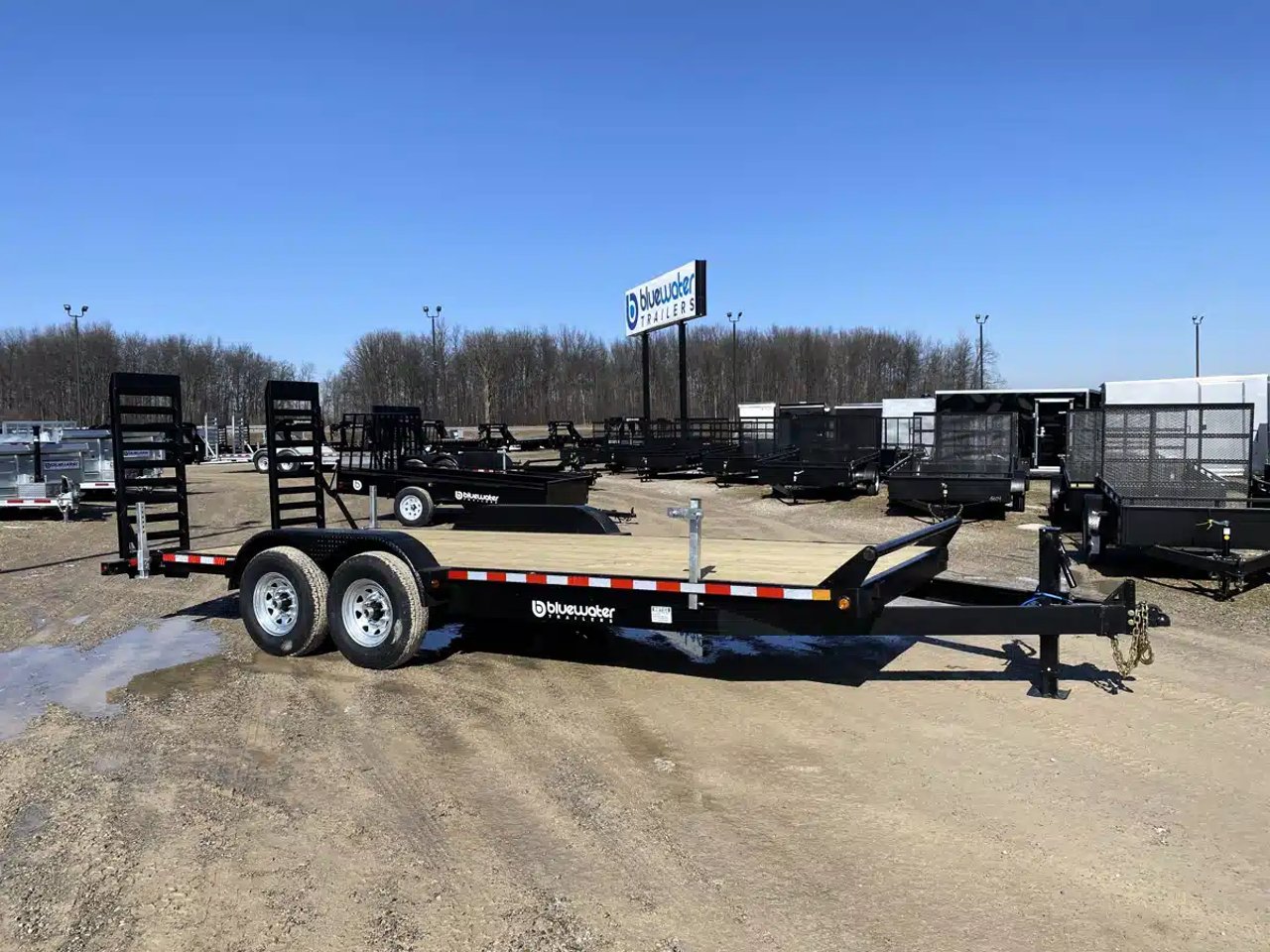 2026 Canada Trailers EQUIPMENT HAULER TRAILER Remorque - Porte-voiture
