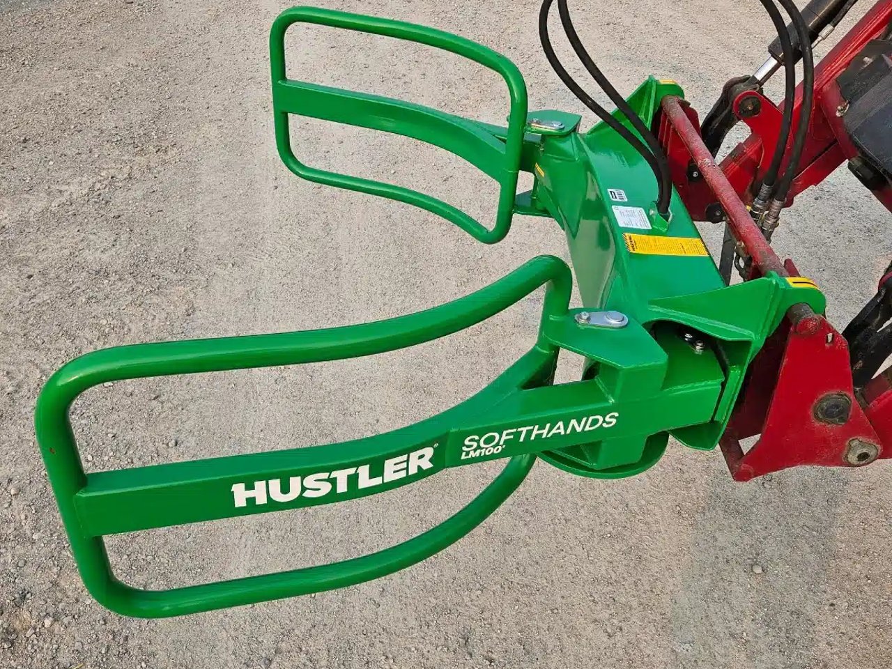 2025 Hustler Equipment SOFTHANDS LM100 Grappin à balle