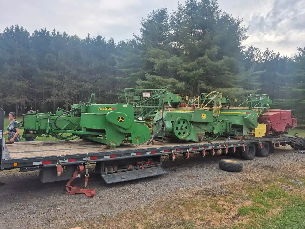 John Deere 327, 328, 336, 337, 338, 346, 347, 348 presse à balle carrée - petite