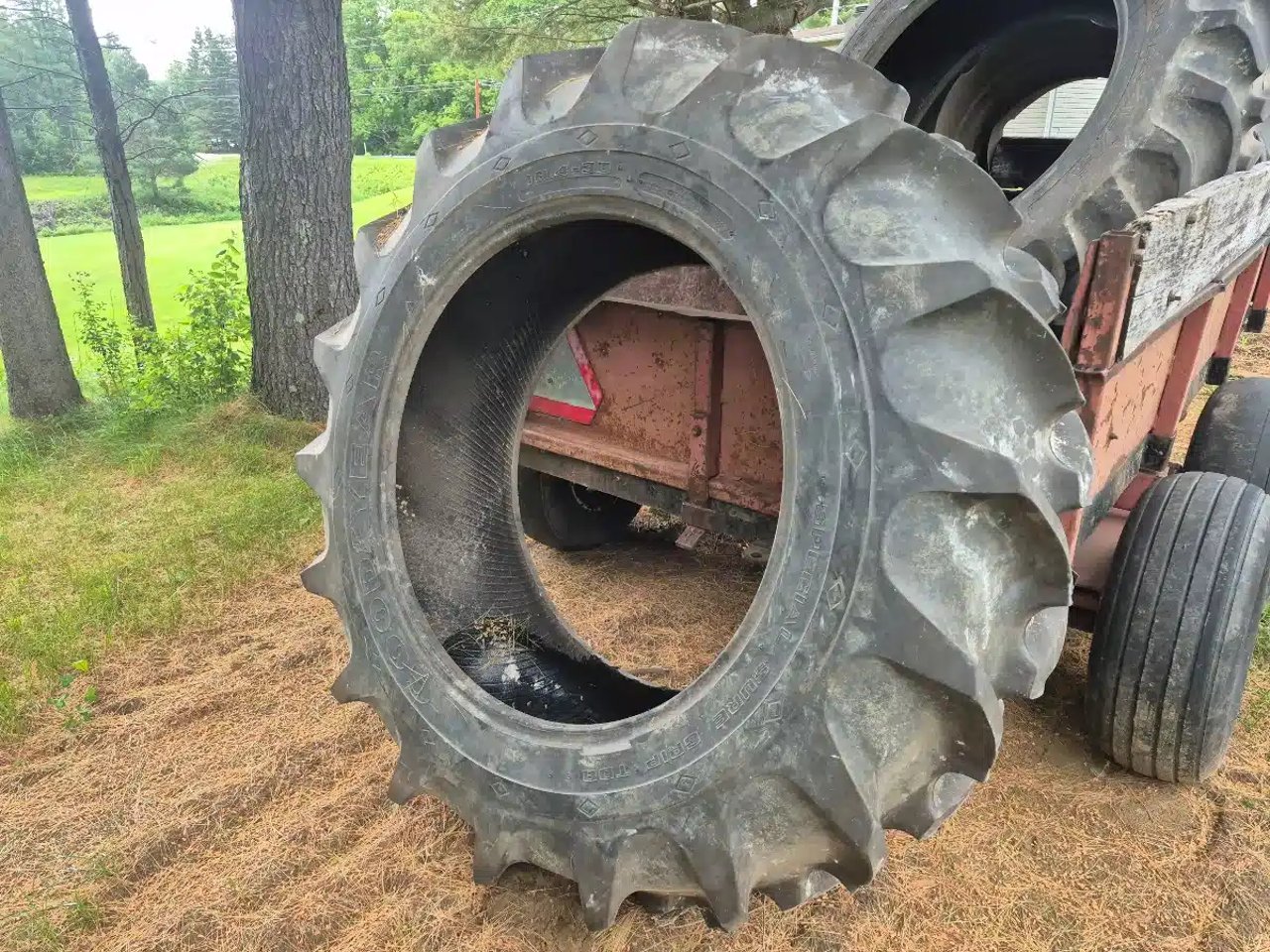 Goodyear 18.4x38 à riz Pneus