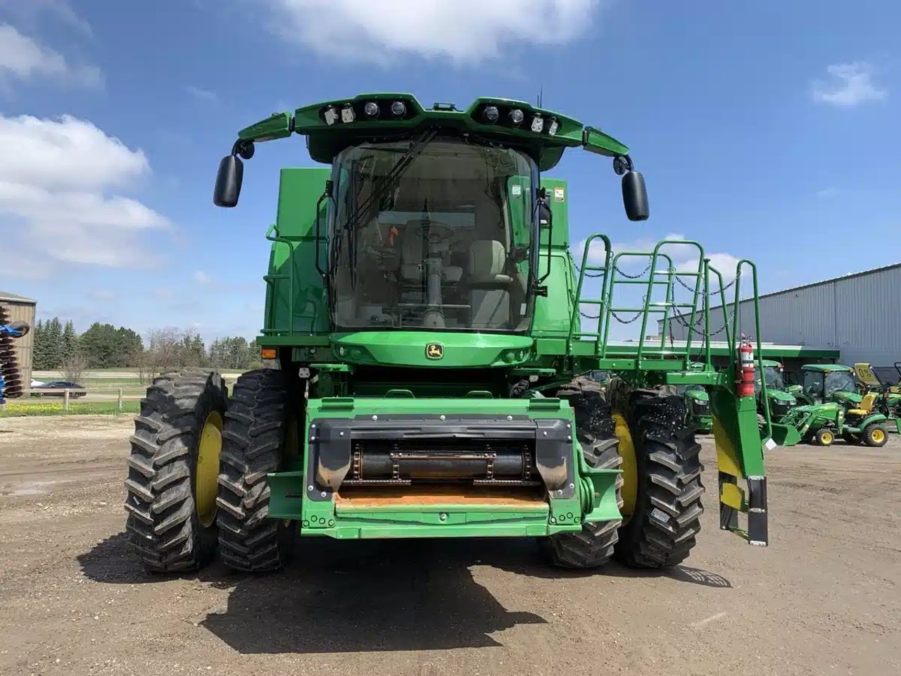 2023 John Deere S770 Batteuse