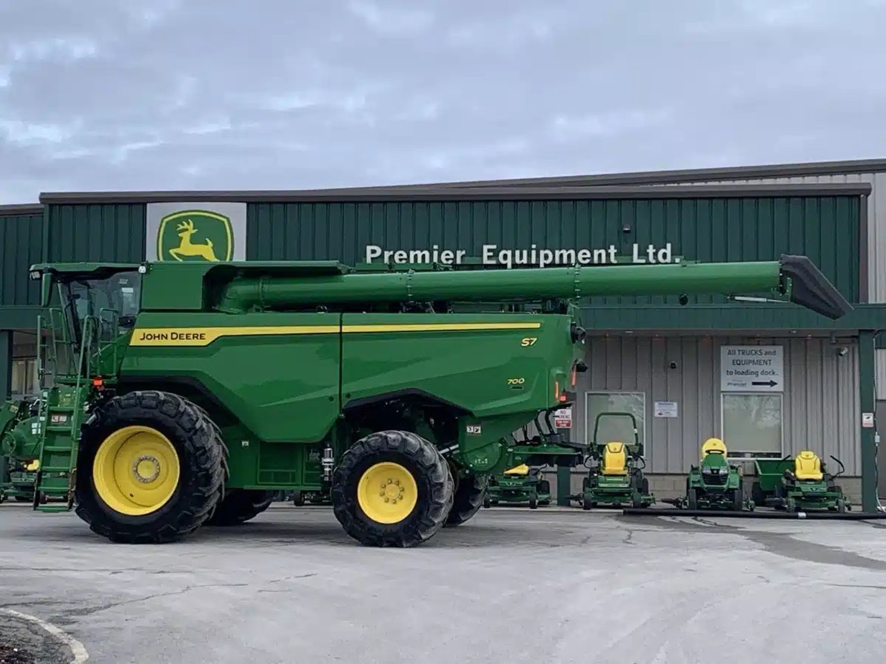 2025 John Deere S7 700 Batteuse