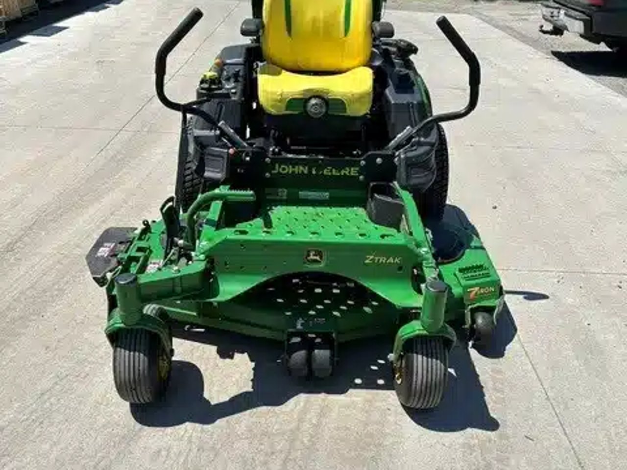 2023 John Deere Z930M Tondeuse à rayon de braquage zéro