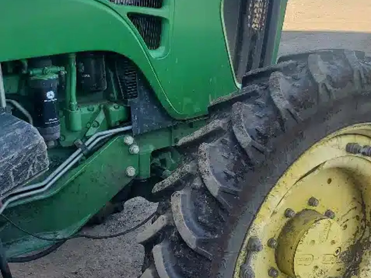 2009 John Deere 5095M Tracteur