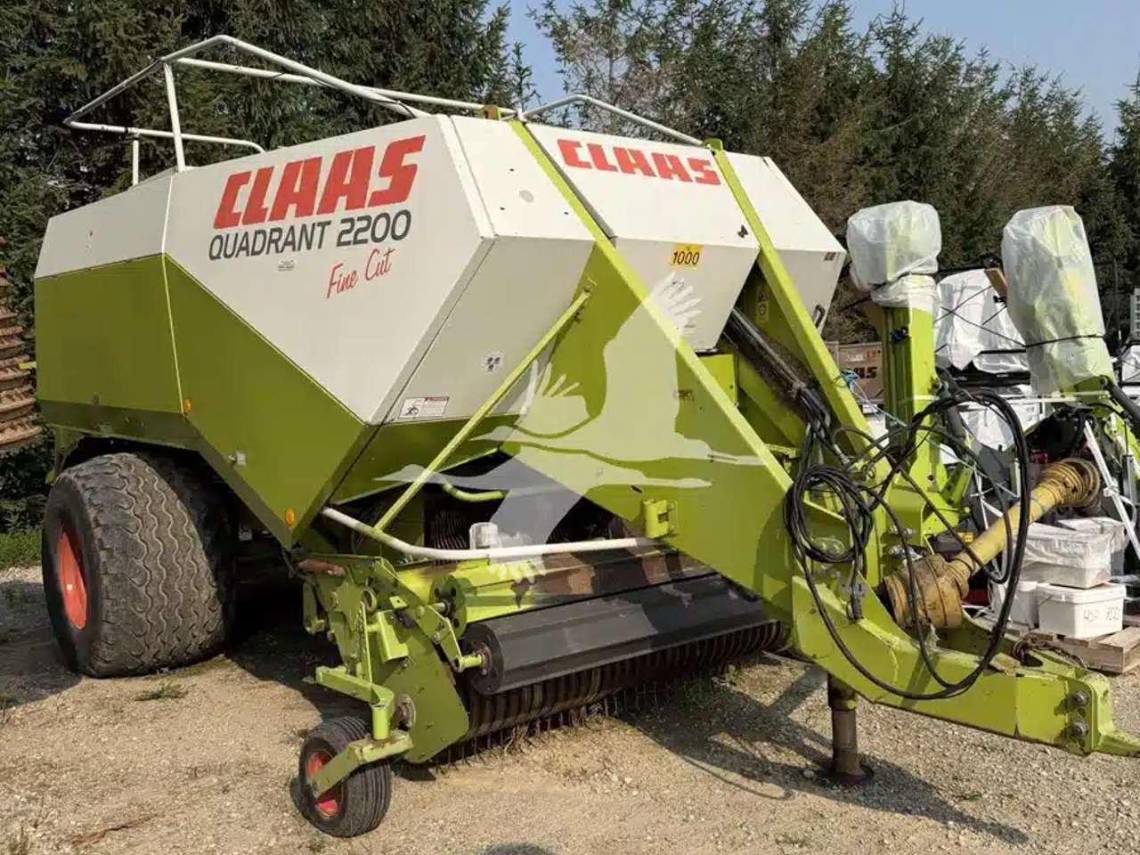 2003 CLAAS QUADRANT 2200 Presse à Balle Carrée/Large