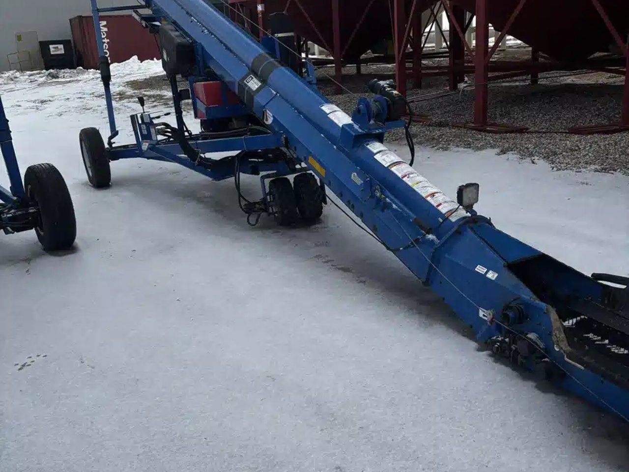 2021 Brandt 1552LP Vis à grain