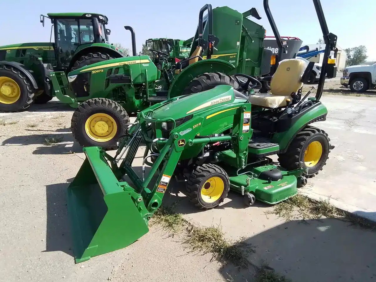 2022 John Deere 1025R Tracteur